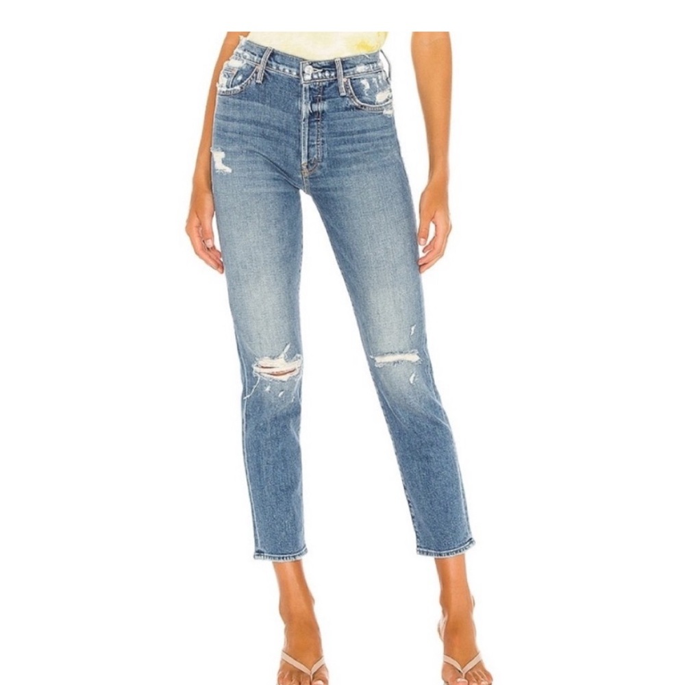 MOTHER trickster ankle Blue Jeans in “on holy ground” wash. Size 25